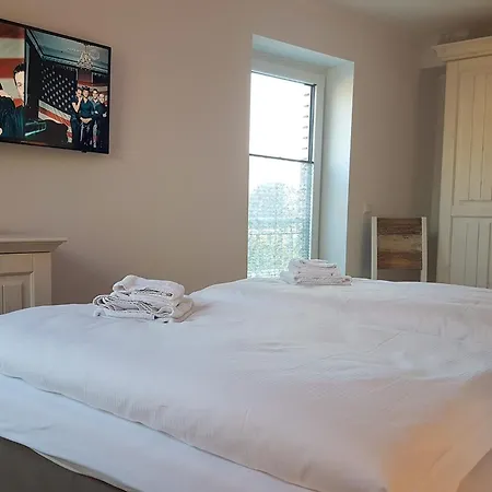 Apartamento Bernstein Mare Rose 5